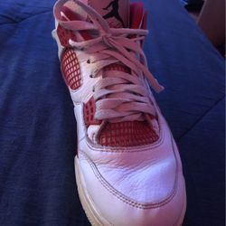 Red Retro 4 Jordan’s 