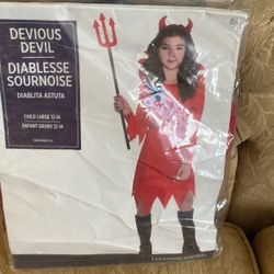 Disfras De Niña Size 12/14. $8.00Nuevo 