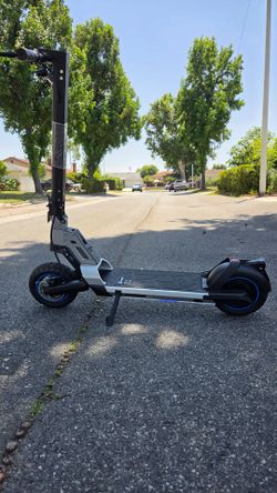 electric scooter