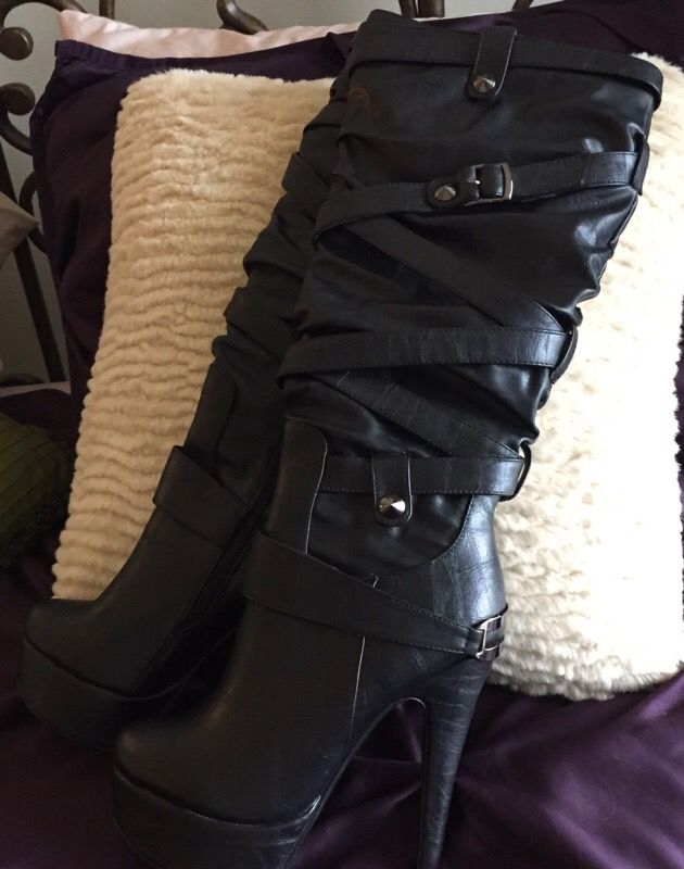 Rhaina Black Boots