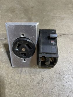 NEMA 240v Outlet & 30 Amp Circuit Breaker 