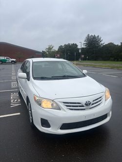 2013 Toyota Corolla  166.000 miles