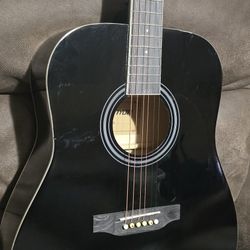 GUITARRA ACOUSTICA TAMAÑO GRANDE $65