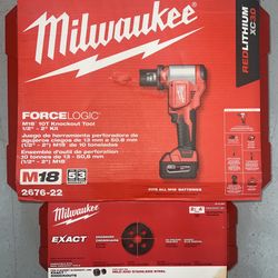 Milwaukee M18 Force Logic 10ton Knockout Tool Kit. 1/2”-4”. Model #2676-23
