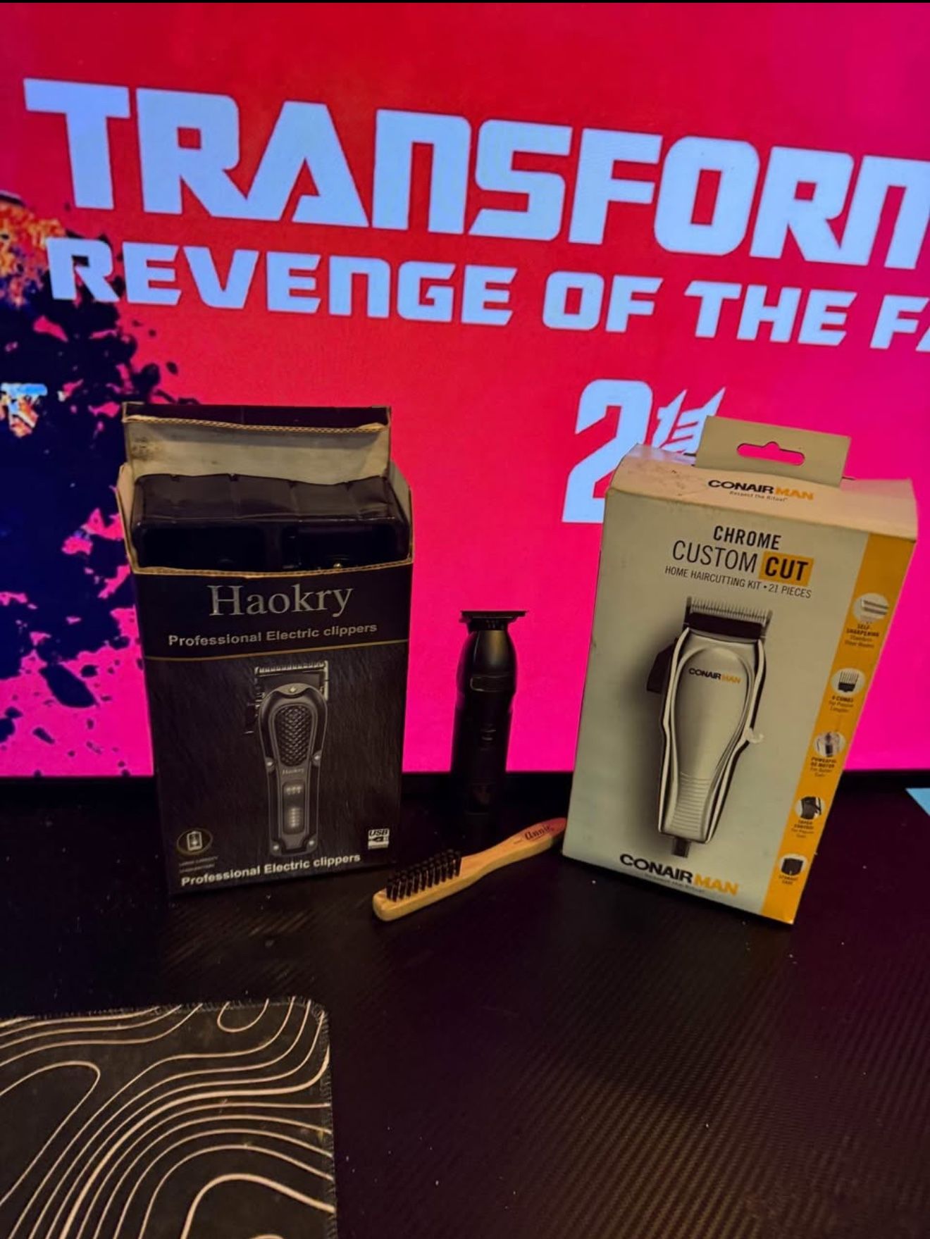 Barber clippers n tools