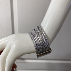 Fashion Glittery Silver Strand Magnetic Bracelet