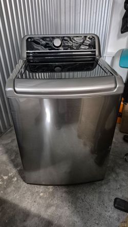 LG Washer & Dryer Set