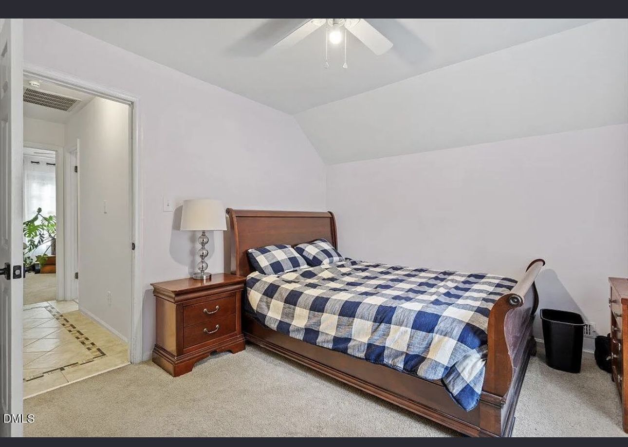  Queen Bed and bed Set 