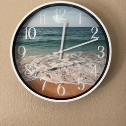 Beach themed wall clock