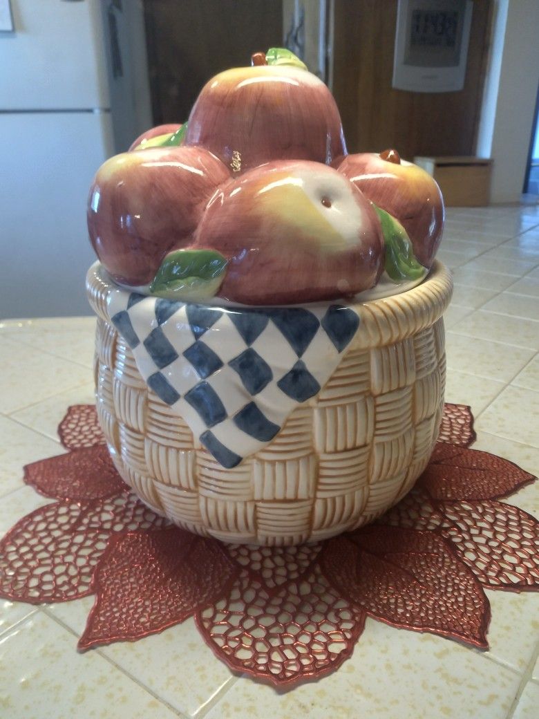 Vintage Apple Cookie Jar