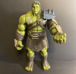 2017 Marvel Thor Ragnarok Collectible Hulk Talking Action Figure 13” Superhero Toy