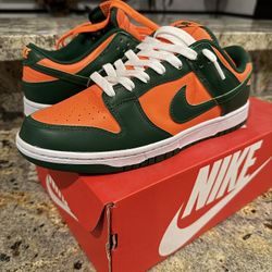 New - Nike Dunk Low Miami Hurricanes - Size 9.5