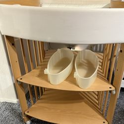 Stokke Changing Table/ Mesa Para Cambiar Bebé 