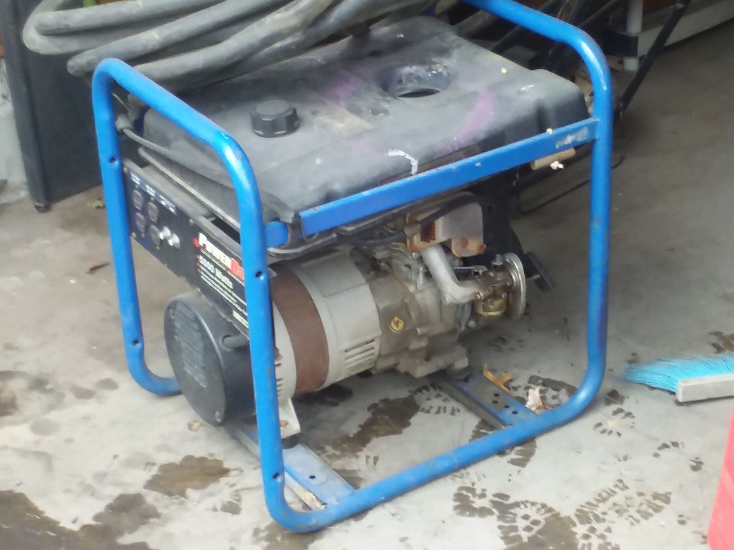 Power Back 5000 watt generator