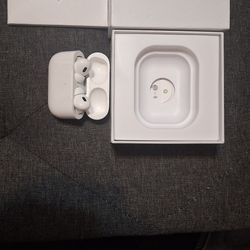 Airpods Pro 2nd Generation with Wireless Charging case (USB-C)