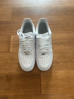 Air Force 1s size ten