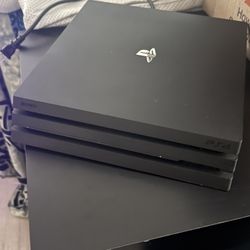 PS4 Pro (1TB) + controller