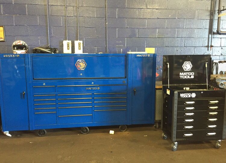 Matco 4s blue tool box triple bay with two side lockers
