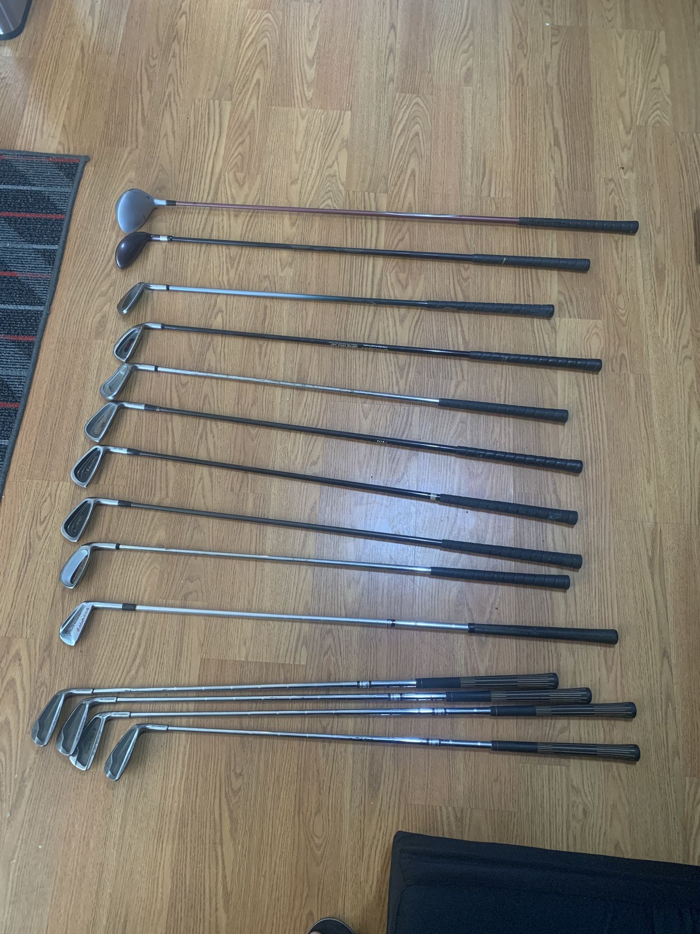 Golf Clubs 