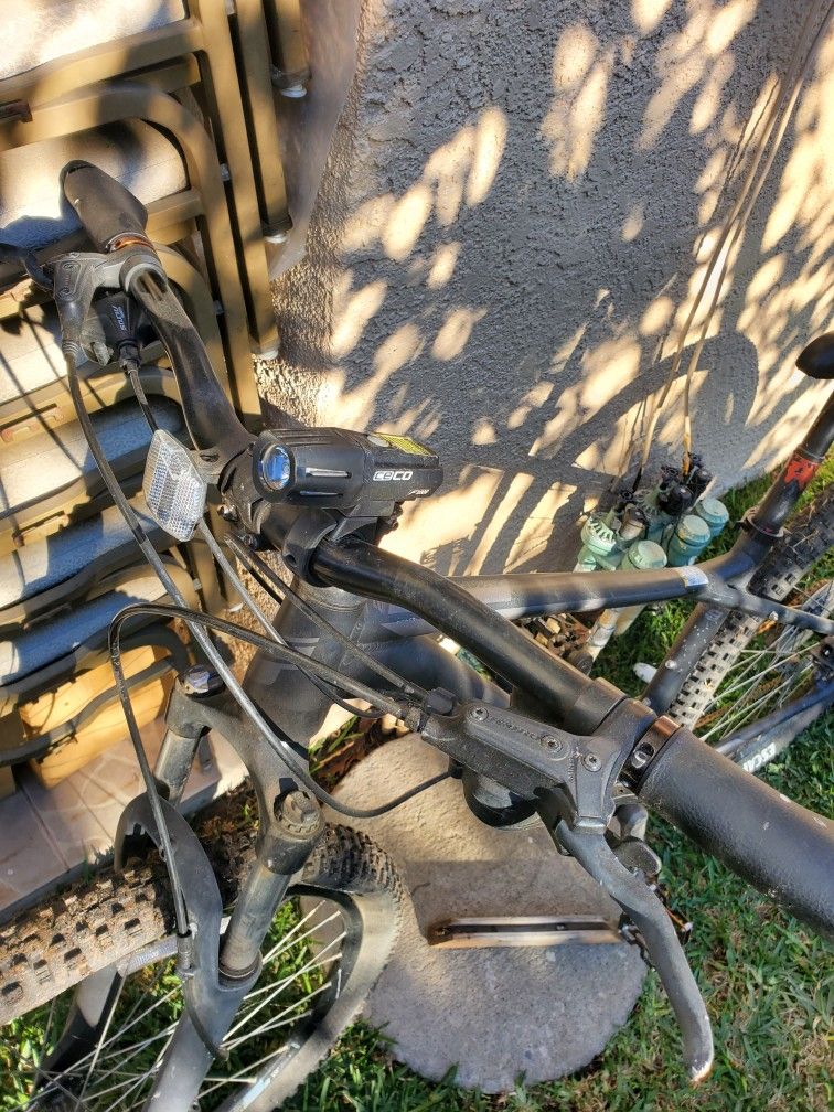 29 Gt Avalanche Other - Sports & Outdoors