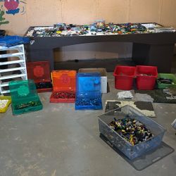 Lego Ttable With Legos 