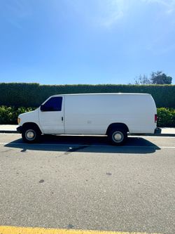 2003 Ford Econoline