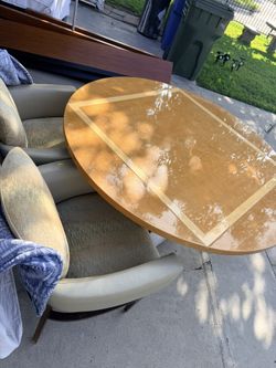 Dining / Breakfast Nook Table 