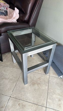 Glass top metal frame end table