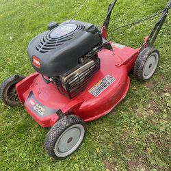 Toro Super Recycler Mower 6.5hp w/22” Cutting Deck. Mulches Only !! You Must Pickup