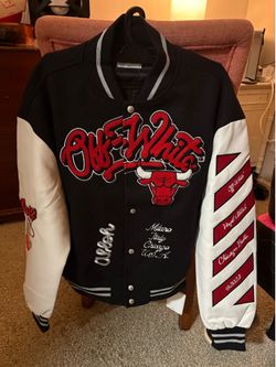 Off White Black White chicago bulls  Championship jacket Size SMALL