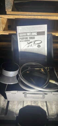 Propane Torch With 3 Burners/Soplete De Propano Con 3 Quemadores