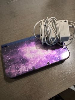 Nintendo New 3DS XL galaxy edition