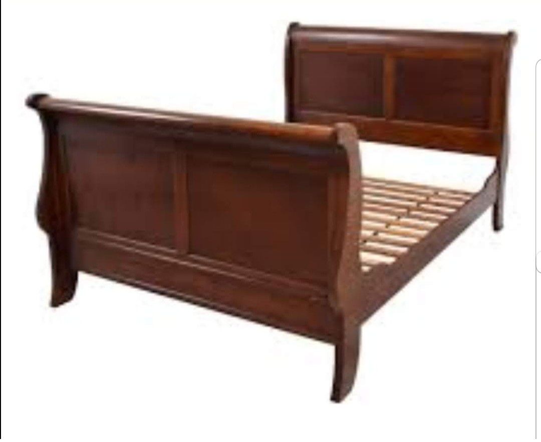 Queen size sleigh bed - pickup only