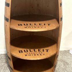 Bulleit Barrel w/ Shelving 