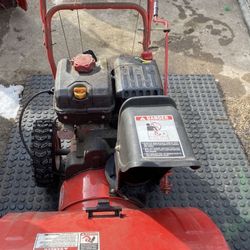 TROY BILT STORM 24 Inch Snow Blower Used Once 