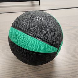 Rubber Medicine Ball 5lb