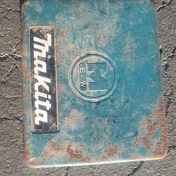 15 Bucks You Can't Beat This Price The Value Is Way More Than That Everything Works By The Charger Battery It's Old School But It's Worth It