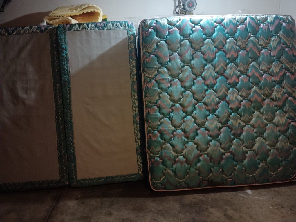 King Size Mattress and Box springs