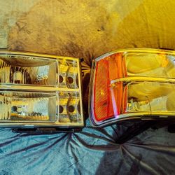 Clear Headlights 2007-2013 GMC Sierra OEM