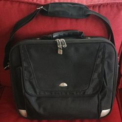 Laptop Computer Samsonite Computer School work Bag Heavy Duty 17 X14 X4 14 Pockets. Save a bundle by it here. See our other great art antiques jewelry