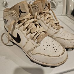 Jordan 1 Retro Baseball Cleats