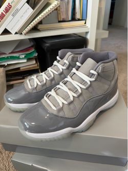 Jordan 11s cool grey size 11.5
