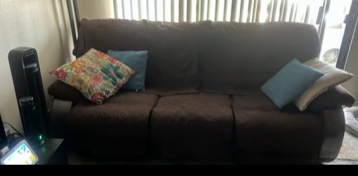 Recliner couch
