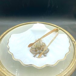 Vintage Georges Briard White Glass Sonata Shell Dish With Tongs 7” LN 