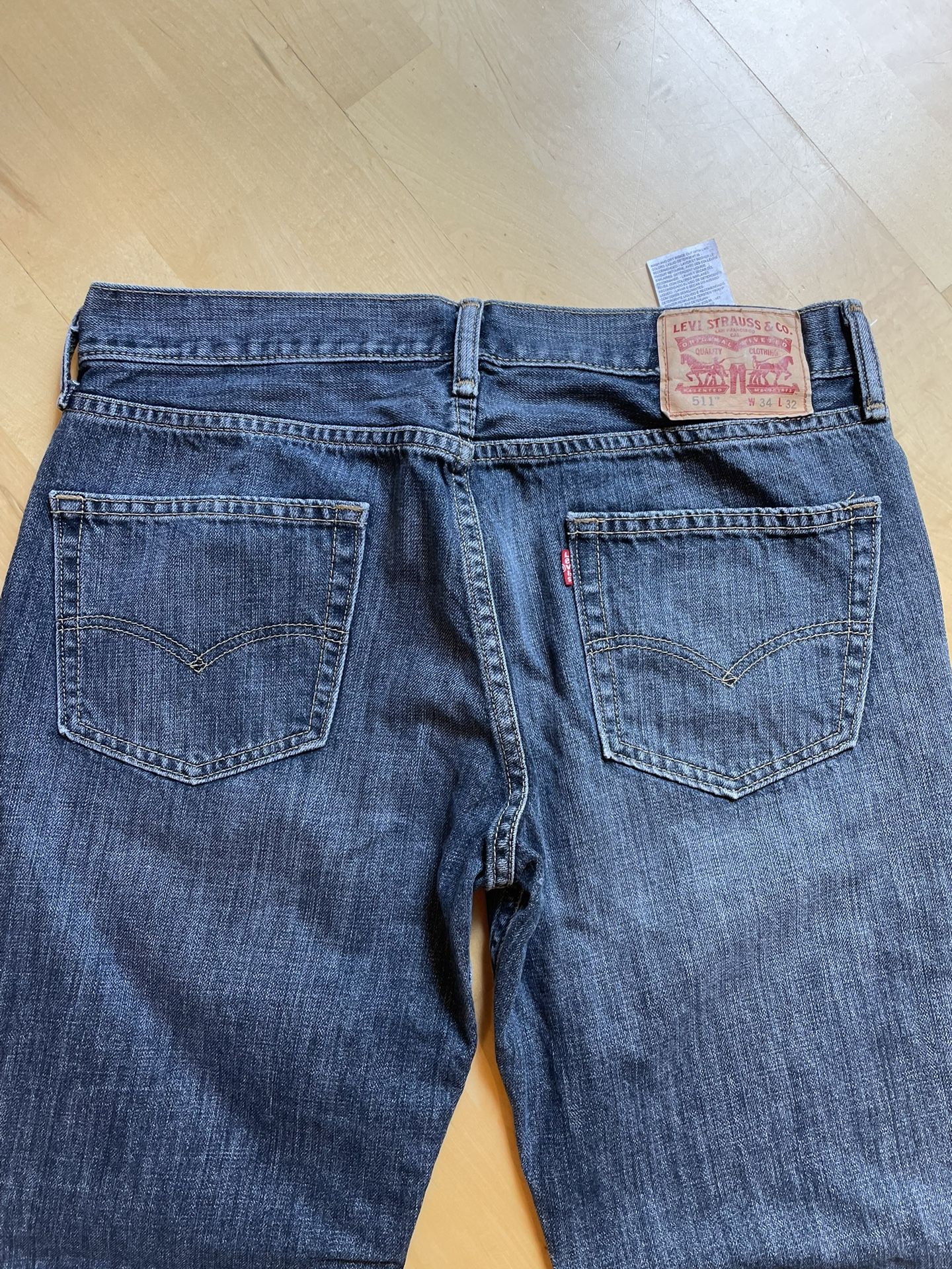 Levi’s men’s jeans medium wash 508 size 36/32 regular taper