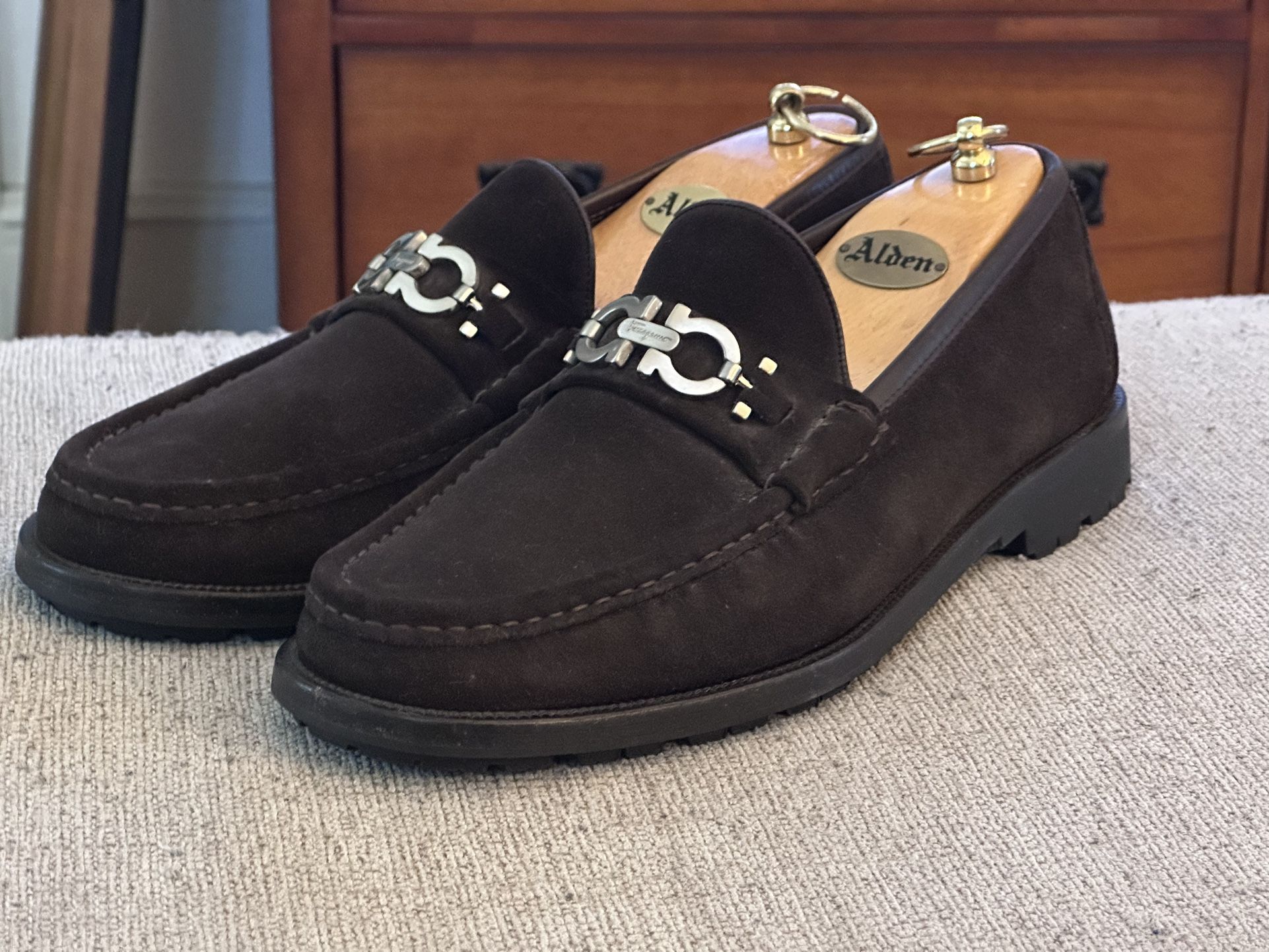 Salvatore Ferragamo GENEVA 2 Chocolate Buc Suede Caffe Calf Men’s Loafers Size 9 EE