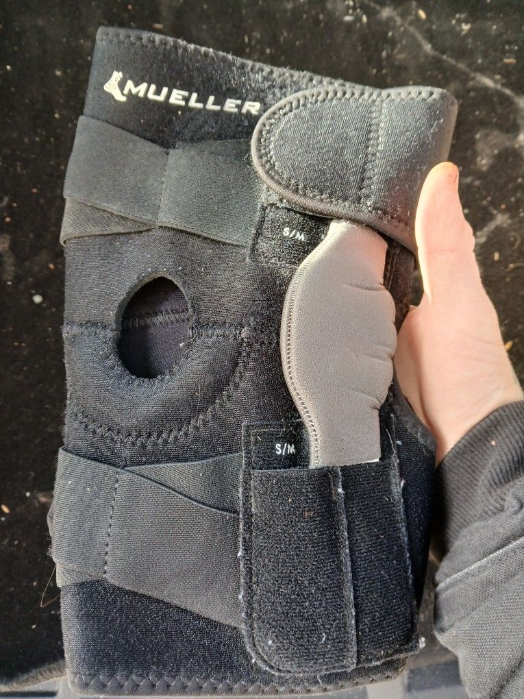 Mueller Knee Brace Support