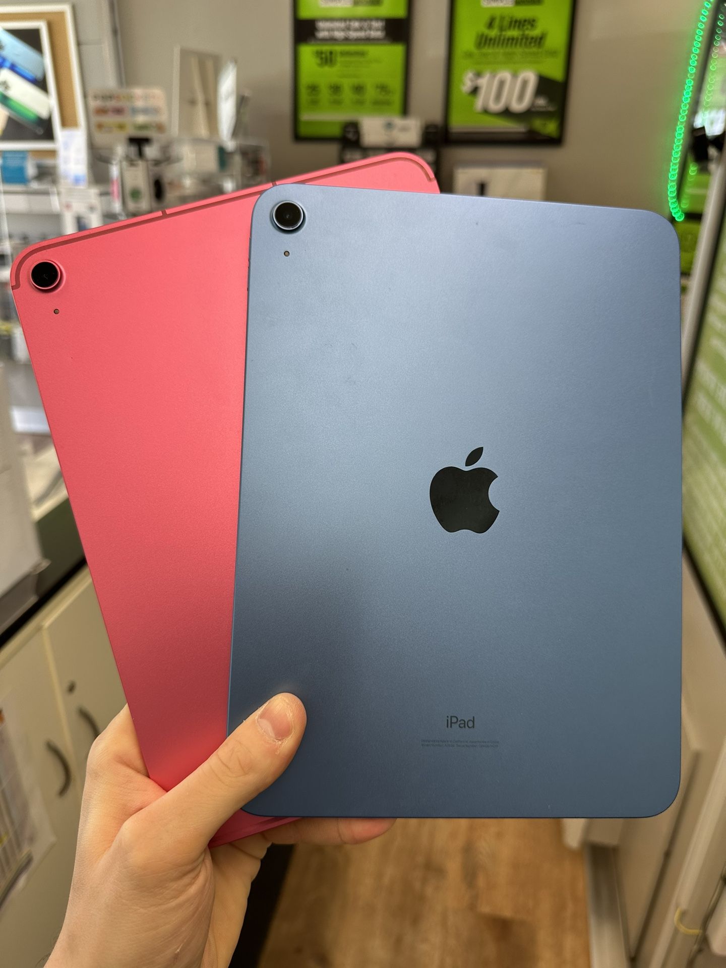 iPad 10th Gen Cellular 64GB - All Colors