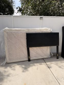 Full Size Bed