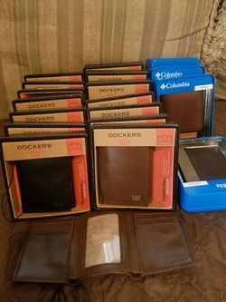 Dockers wallets